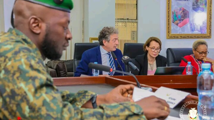 Une première au Petit Palais : le ministre Secrétaire Général de la Présidence lance un atelier sur la réforme institutionnelle en Guinée.
