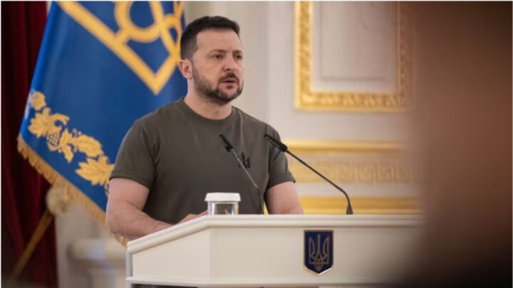 Guerre en Ukraine : Kiev « perdra la guerre » sans l’aide américaine bloquée au Congrès, avertit Volodymyr Zelensky