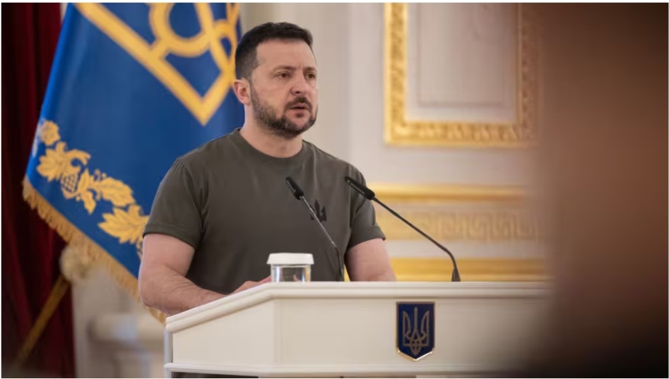 Guerre en Ukraine : Kiev « perdra la guerre » sans l’aide américaine bloquée au Congrès, avertit Volodymyr Zelensky