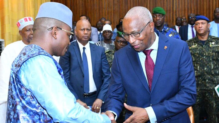 En Guinée, la junte présente un avant-projet de nouvelle Constitution