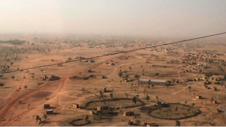 Burkina Faso: des milliers de manifestants à Djibo contre l’insécurité et le blocus de leur ville