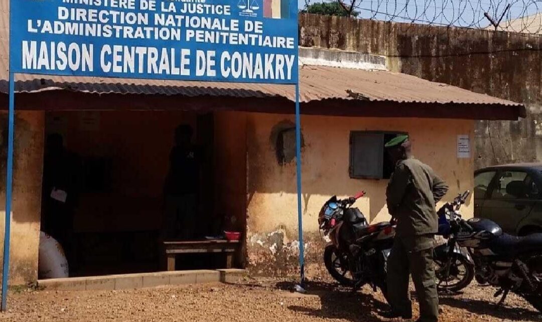 En Guinée, seize détenus libérés après plus de quinze ans de prison sans jugement