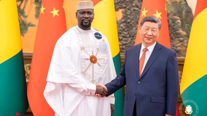 Renforcement des relations bilatérales entre Pékin et Conakry : Rencontre historique entre le Président Xi Jinping et le Général Mamadi Doumbouya