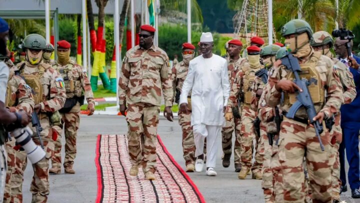 Mamadi Doumbouya est devenu général d’armée