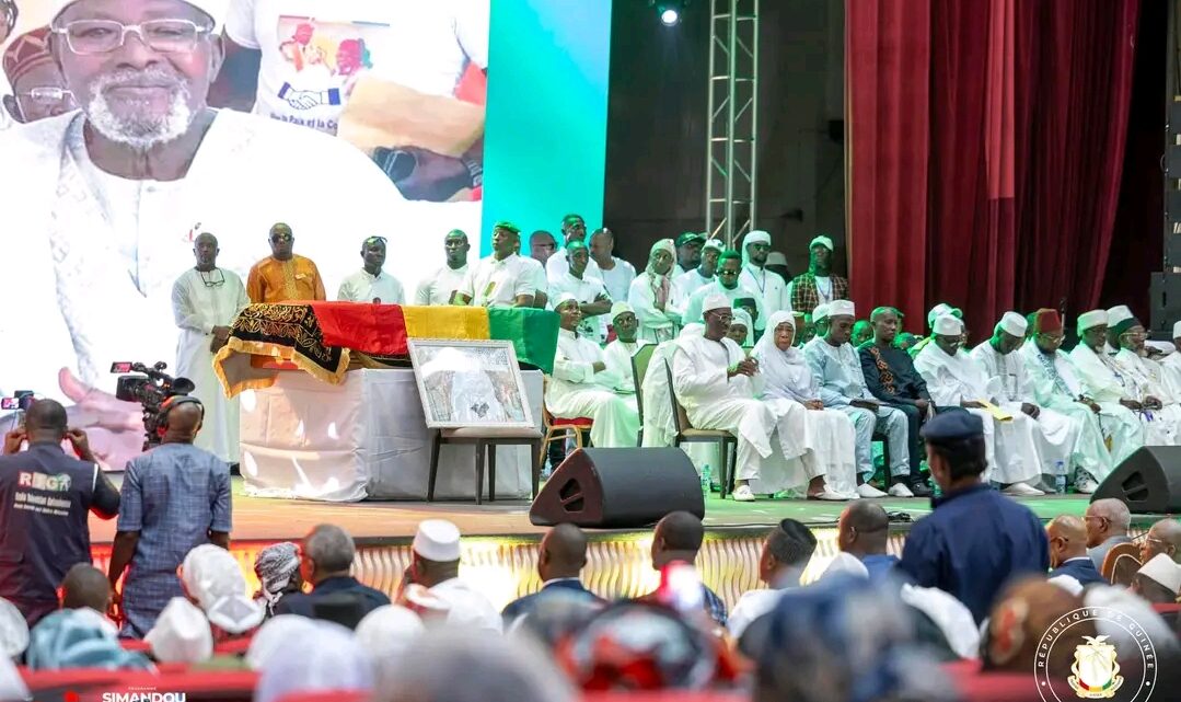 Symposium du feu El Hadj Sèkhouna Soumah : Voici le discours de remerciement de la famille de Kountigui de la Basse Guinée lu par El Hadj Fodé Bangoura Représentant de la famille, Président du PUP.