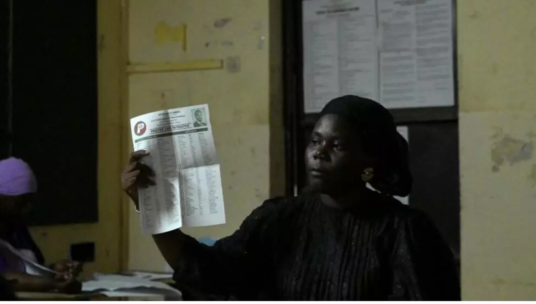 Législatives au Sénégal: le parti au pouvoir Pastef revendique une «large victoire»