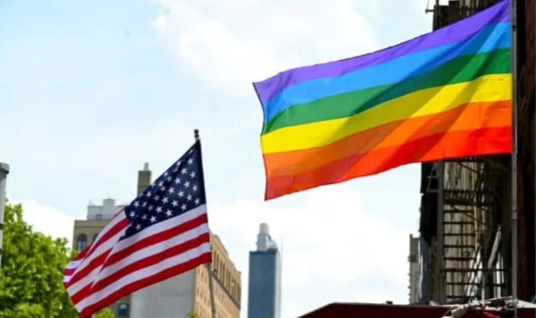 LGBTQ+, Black Lives Matter… Trump interdit l’affichage de drapeaux non américains dans les ambassades