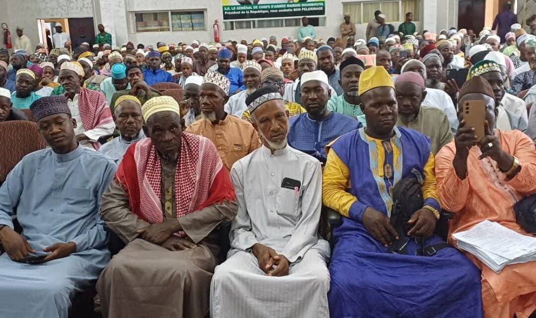 Religion : observation du croissant linéaire et les mariages dans les mosquées au centre d’une conférence débat