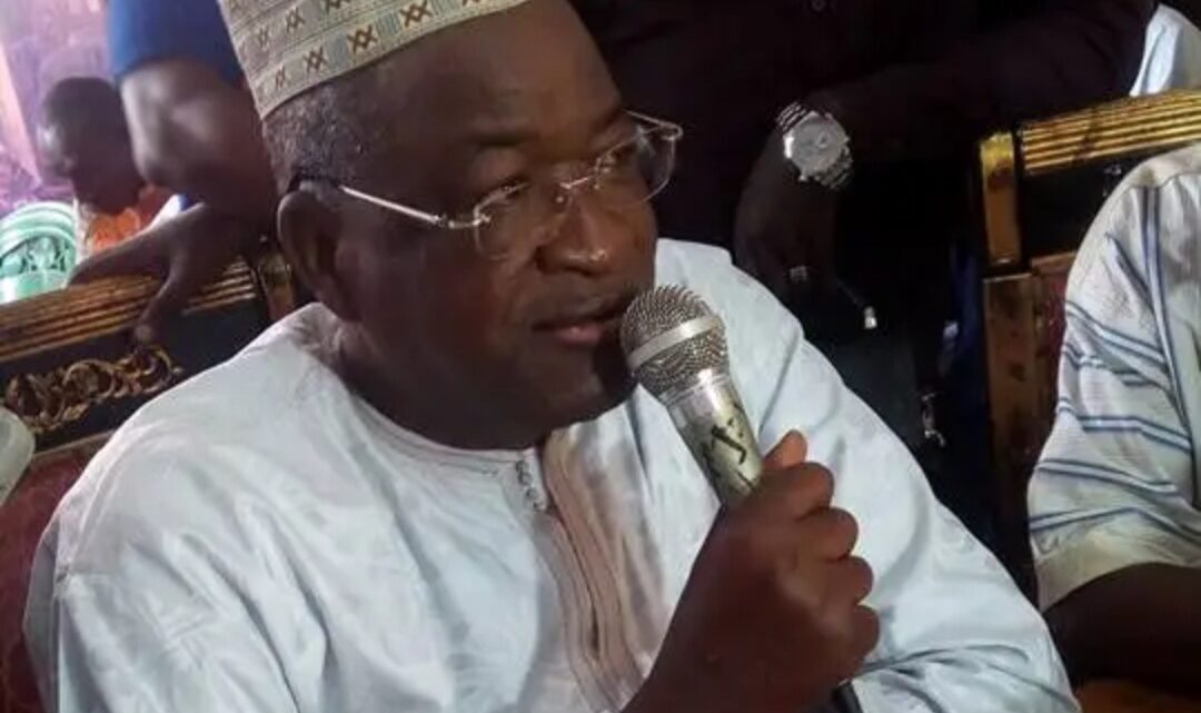 Mamadou Sylla dément appartenir à des politiciens qui soutiennent la candidature de Mamadi Doumbouya