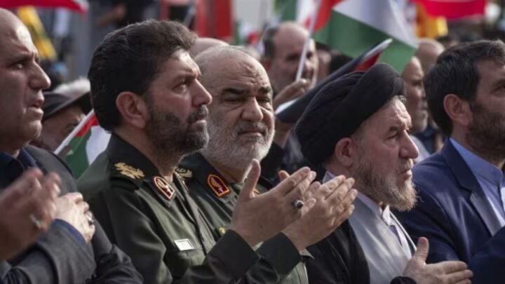 Frappes d&rsquo;Israël en Iran : qui sont les hauts responsables militaires et les experts du nucléaire tués par l&rsquo;Etat hébreu ?