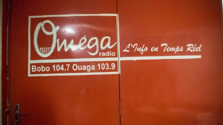 Burkina Faso : Radio Oméga suspendue pour avoir qualifié le pouvoir de  » junte  »