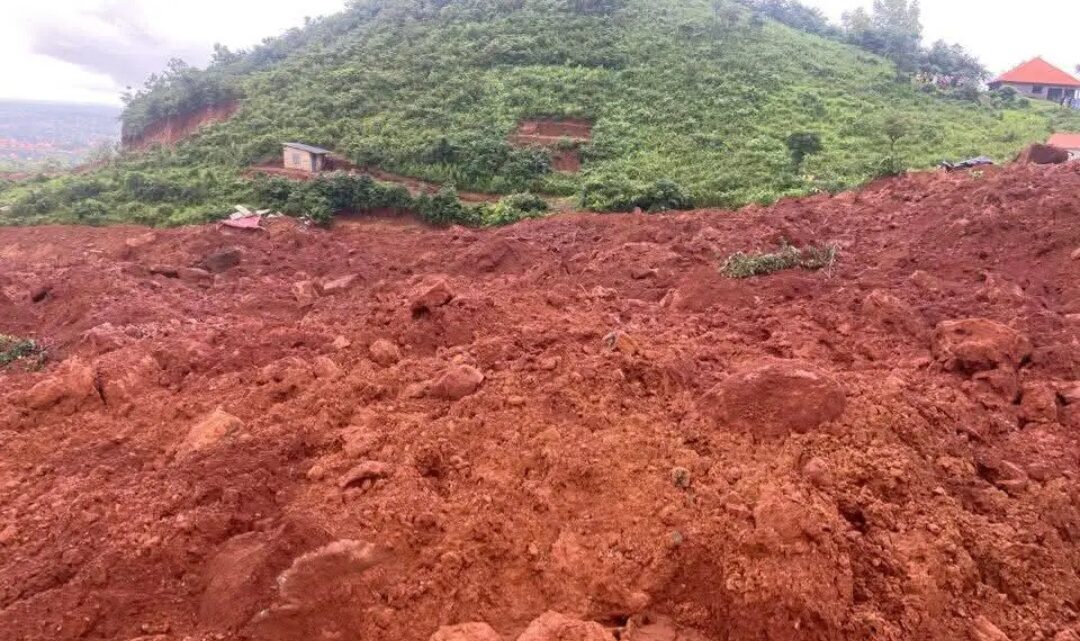 Glissement de terrain à Manéah : Cellou Dalein Diallo exprime sa compassion et appelle à la prévention des risques