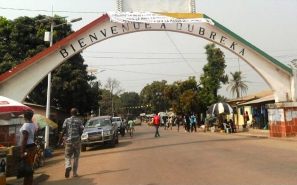 Découverte d’un corps sans vie sur le terrain de football de Tanènè-Centre à Dubréka