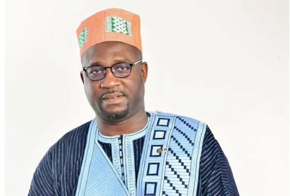 Ousmane Camara,  Président du Parti des Verts Dr Guinée ( PVG) demande à voter OUI pour le référendum du 21 septembre