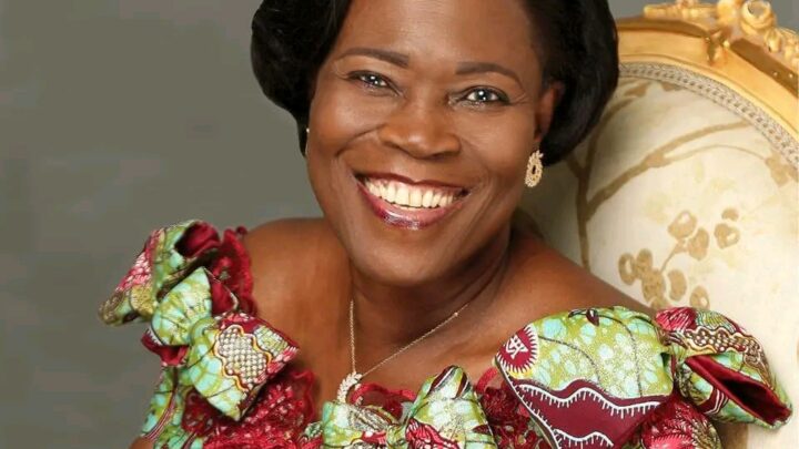 Simone Ehivet: l’ancienne première dame en lice pour la présidentielle en Côte d’Ivoire