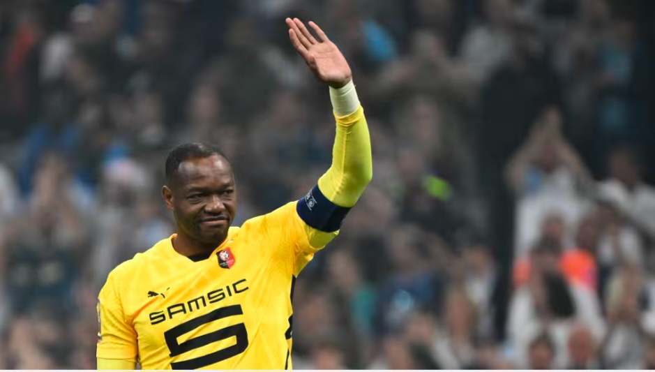Football : ex-gardien des Bleus et champion du monde 2018, Steve Mandanda annonce sa retraite sportive