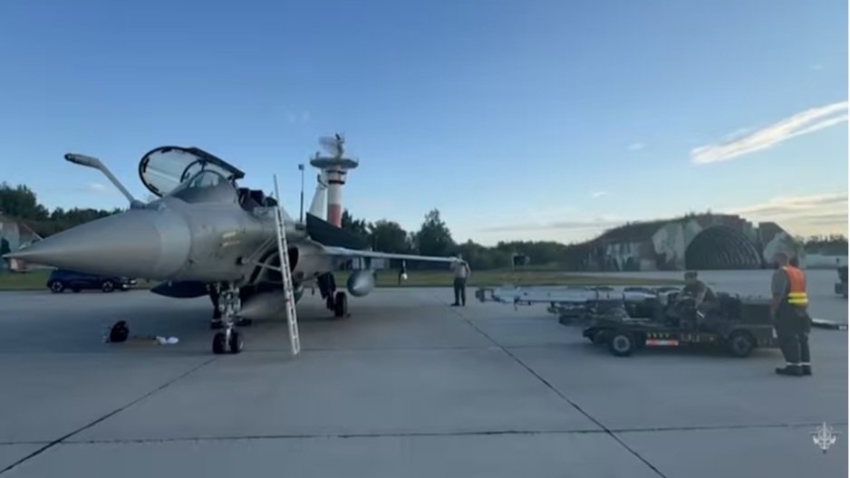 Guerre en Ukraine : la Pologne et la Roumanie déploient leurs avions face à la menace de drones russes