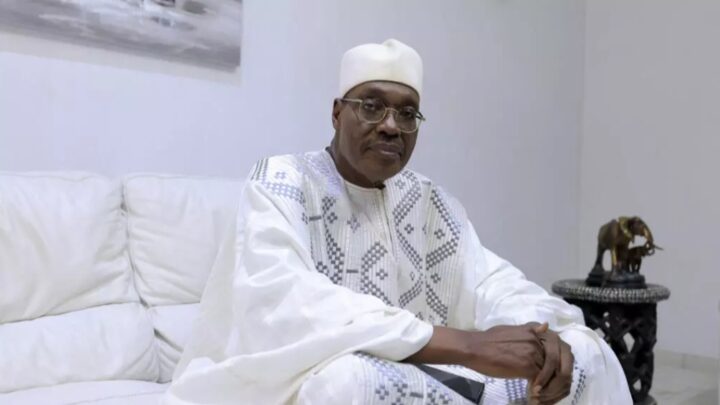 La Gambie accueille temporairement Issa Tchiroma Bakary pour raisons humanitaires