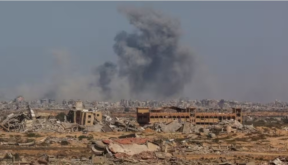 Guerre à Gaza : la Défense civile fait état de « dizaines de frappes » israéliennes, malgré l&rsquo;appel de Donald Trump à arrêter les bombardements