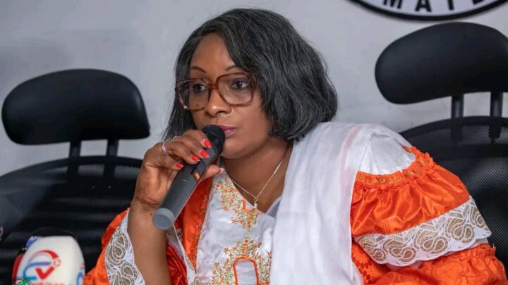 Guinée : la DGE dote l’ONECI de gilets et de t-shirts pour renforcer l’état civil