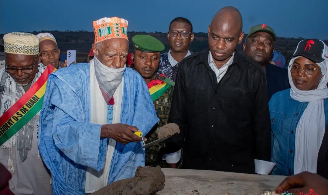 Guinée : Pose de la première pierre du centre de santé amélioré de Koula Maoundé