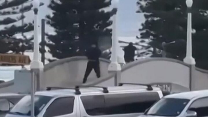 Attentat à Sydney : un élan mondial de solidarité pour l’homme qui a désarmé un tireur