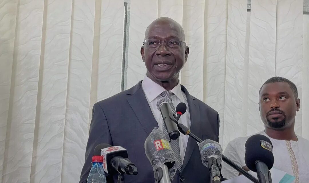 Guinée : le ministre de la Défense appelle les militaires à s’éloigner des réseaux sociaux