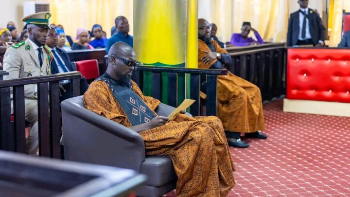 Guinée : le président Mamadi Doumbouya dépose sa déclaration de patrimoine à la Cour suprême