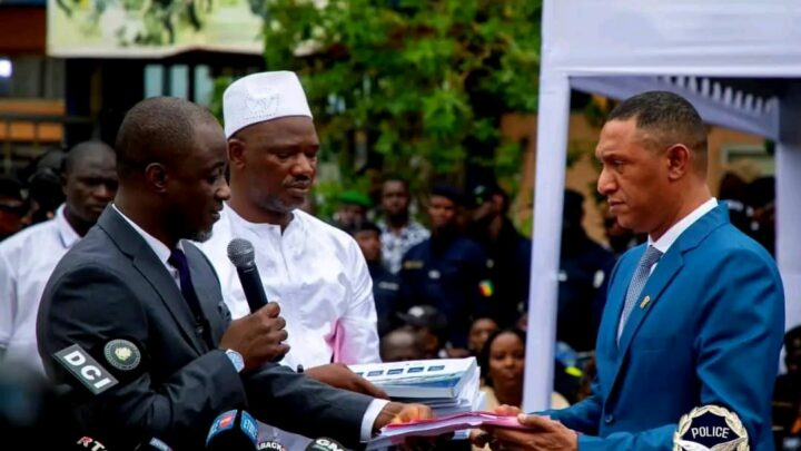 Passation de service au Ministère de la Sécurité : le Général Ahmed Mohamed Diallo officiellement installé