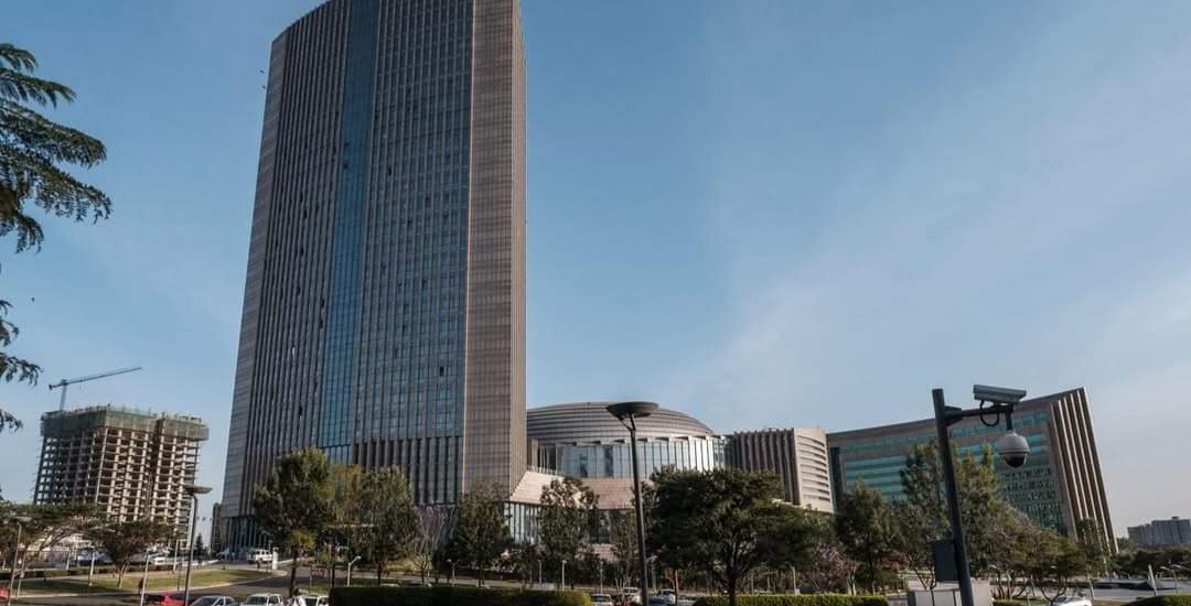 L’Union africaine appelle à une désescalade urgente après des frappes sur l’Iran