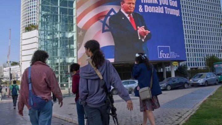 Trump appelle les grandes puissances à l&rsquo;aide pour  sécuriser le détroit d’Ormuz face au conflit avec l’Iran