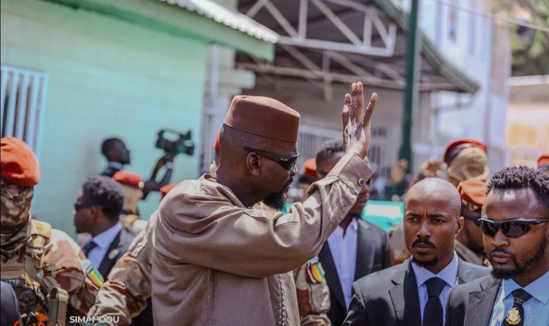 Mamadi Doumbouya réorganise la magistrature, Aly Touré et Charles Wright nommés à des postes