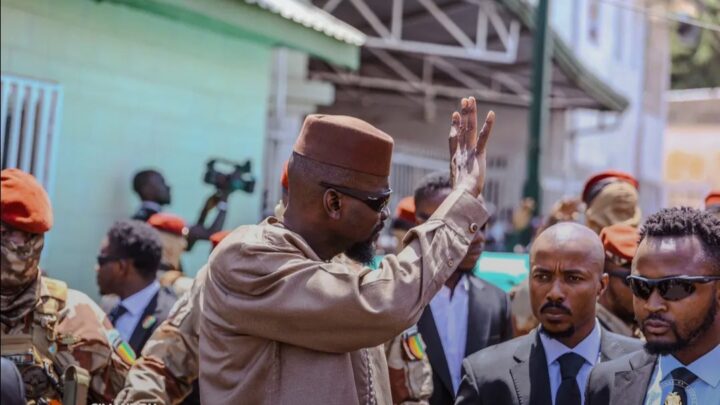 Mamadi Doumbouya réorganise la magistrature, Aly Touré et Charles Wright nommés à des postes