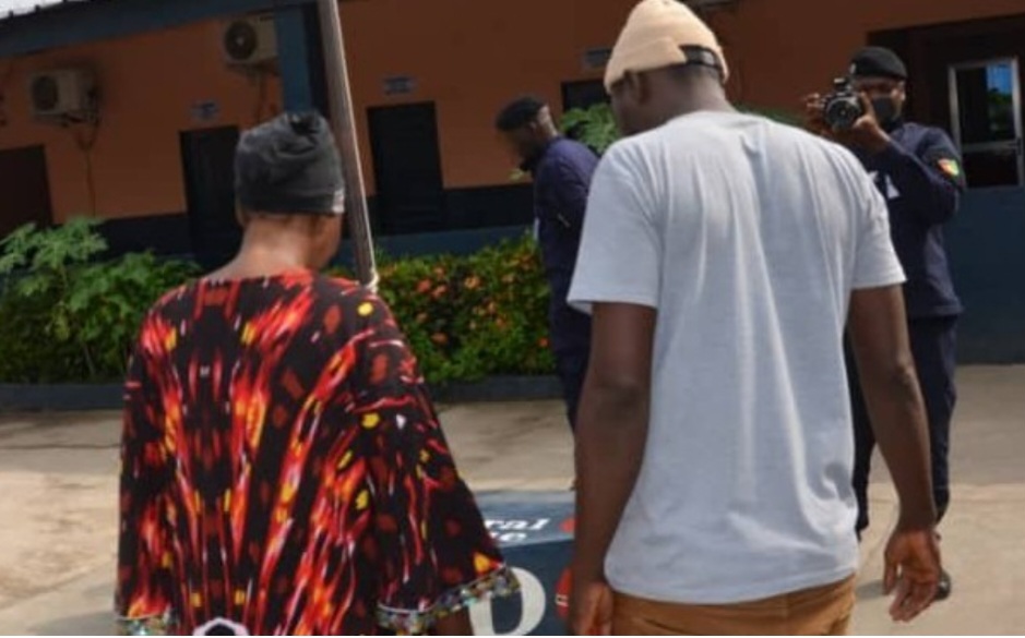 Trafic international de drogue : deux suspects arrêtés à l’aéroport de Conakry avec 106 boulettes de cocaïne