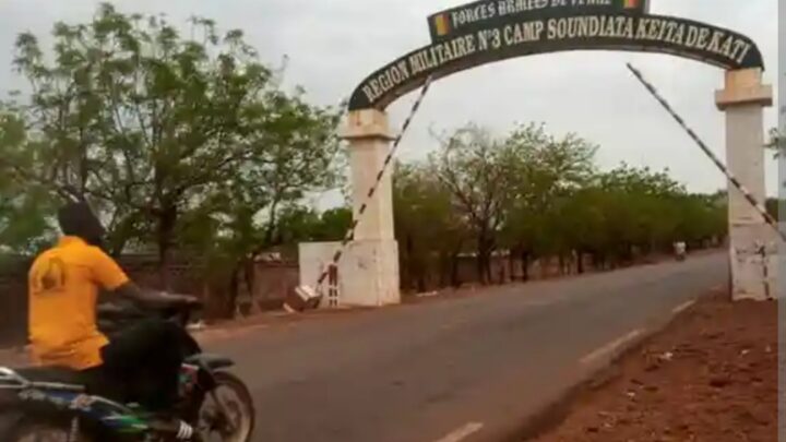 Mali : attaques coordonnées contre des positions militaires, l’armée appelle au calme