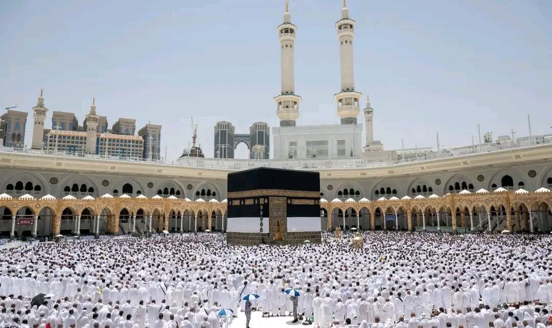 Hajj 2026 : plus de 1,5 million de pèlerins affluent à La Mecque sous une chaleur extrême