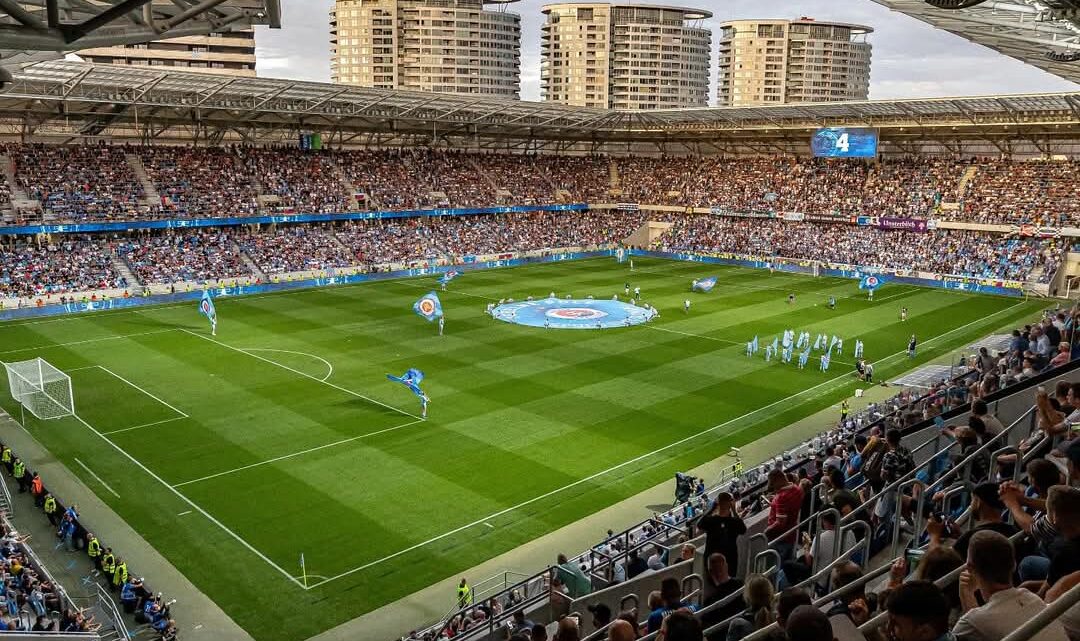 UEFA : Petr Vlachovsky suspendu à vie pour avoir filmé ses joueuses à leur insu