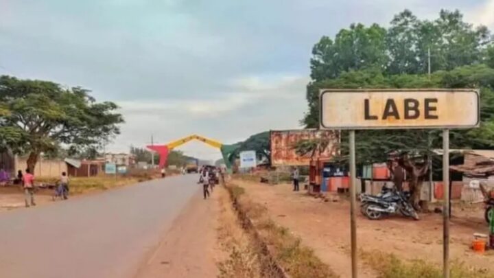 Labé : un homme surpris avec une présumée concubine par ses deux épouses
