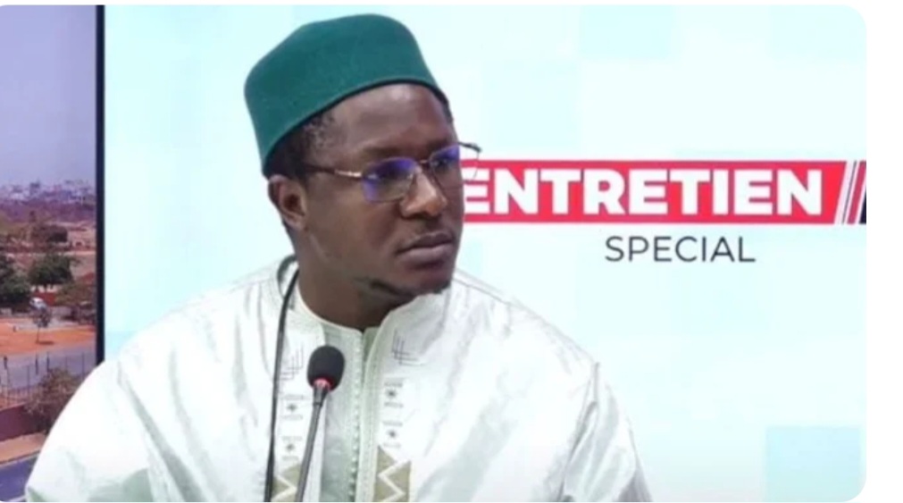 Sénégal : le député Cheikh Bara Ndiaye interpellé à l’Assemblée nationale après des propos controversés