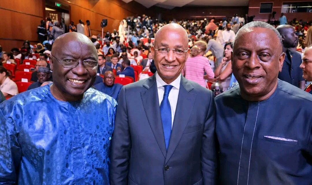 Cellou Dalein Diallo présent à Dakar pour le centenaire d’Abdoulaye Wade