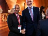 Espagne : Cellou Dalein Diallo échange avec le Roi Felipe VI en marge du Dialogue politique annuel du Club de Madrid