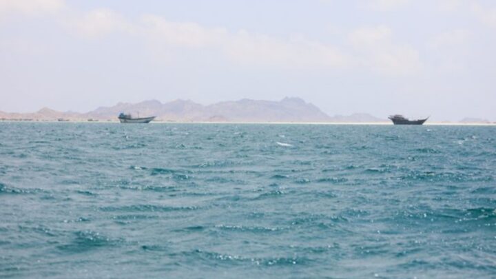 Les Houthis annoncent un blocus maritime contre l&rsquo;Arabie saoudite, le pétrole sous tension