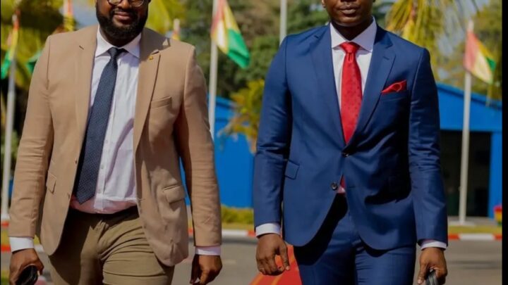 Mamadi Doumbouya reconduit Djiba Diakité et Amara Camara, Papa Fofana nommé chef de cabinet