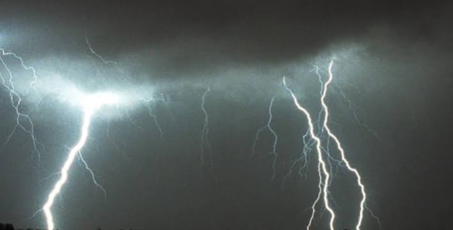 Koubia: une femme d’une quarantaine d’années foudroyée en pleine pluie