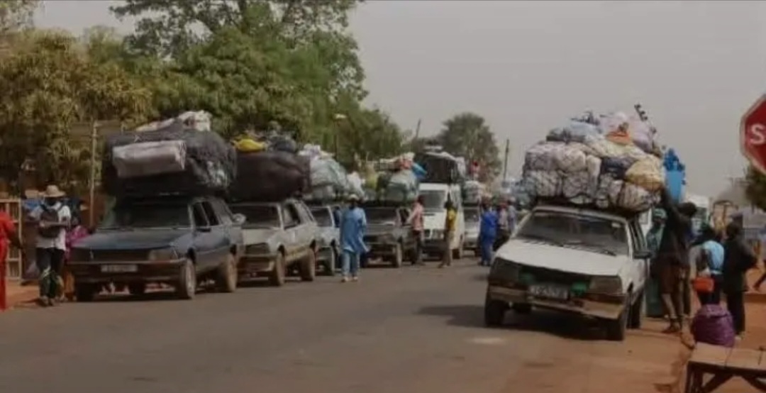 Transport : les chauffeurs de Labé suspendent les liaisons vers le Sénégal et la Gambie