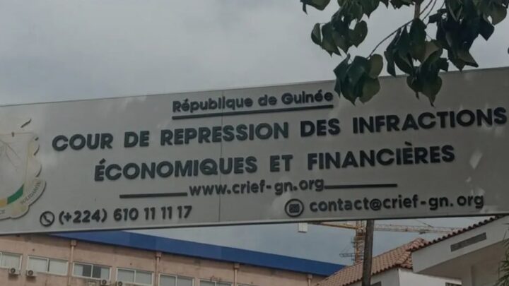 Guinée : les huissiers de justice au cœur d’un procès tendu à la CRIEF