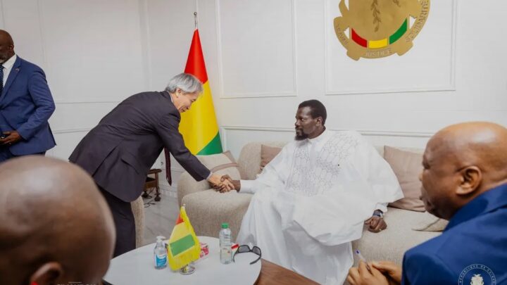 Diplomatie : Mamadi Doumbouya reçoit trois ambassadeurs