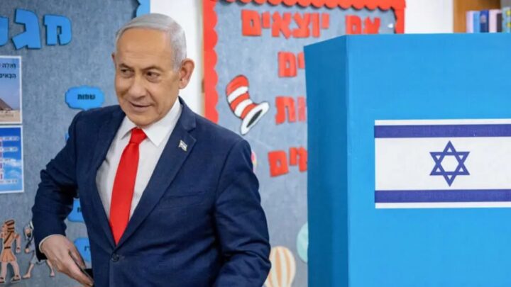 Législatives en Israël : Netanyahu face à un scrutin décisif, la participation atteint un niveau record